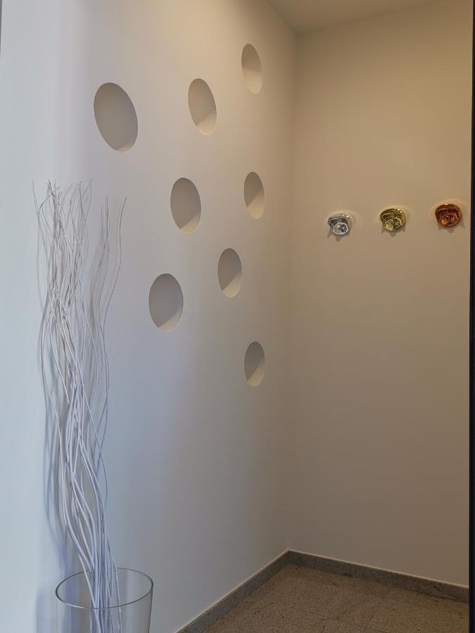 Experience The Loft! Loft 18, Downtown, Near The Lake Free Parking Available Lugano Buitenkant foto