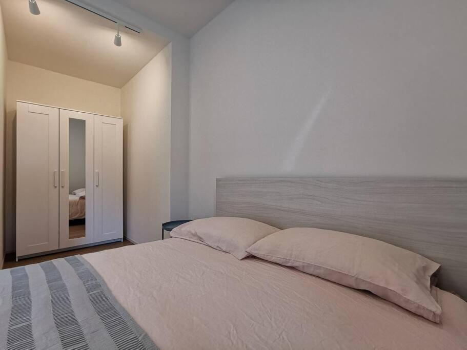 Experience The Loft! Loft 18, Downtown, Near The Lake Free Parking Available Lugano Buitenkant foto